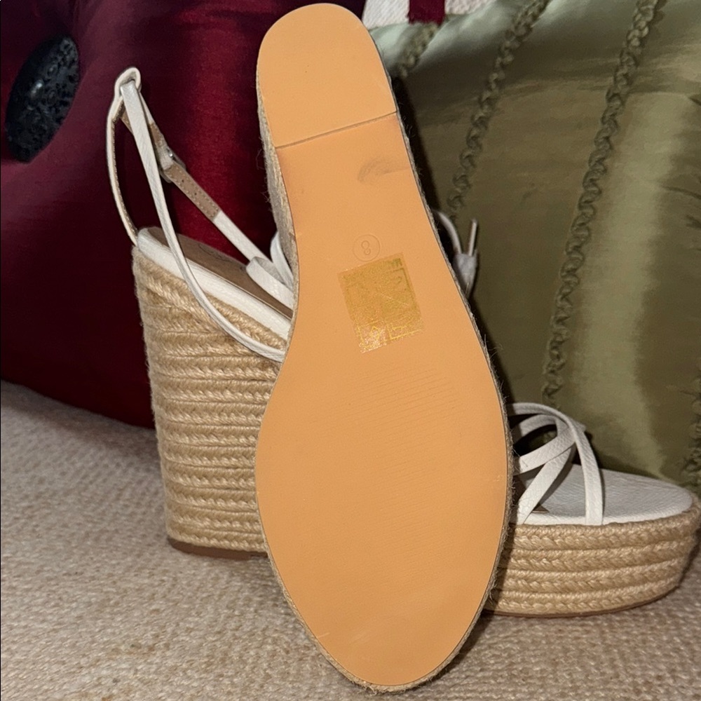 Boohoo White and Tan Espadrille Platform Shoes - Picture 3 of 6